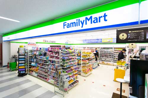 Family mart. Фэмили март. Family Mart магазин. Family Mart Таиланд. Family Mart фото.